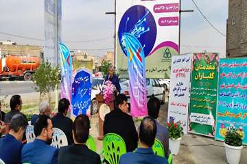 آیین کلنگ زنی پروژه اینترنت فیبر نوری خمینی شهر 